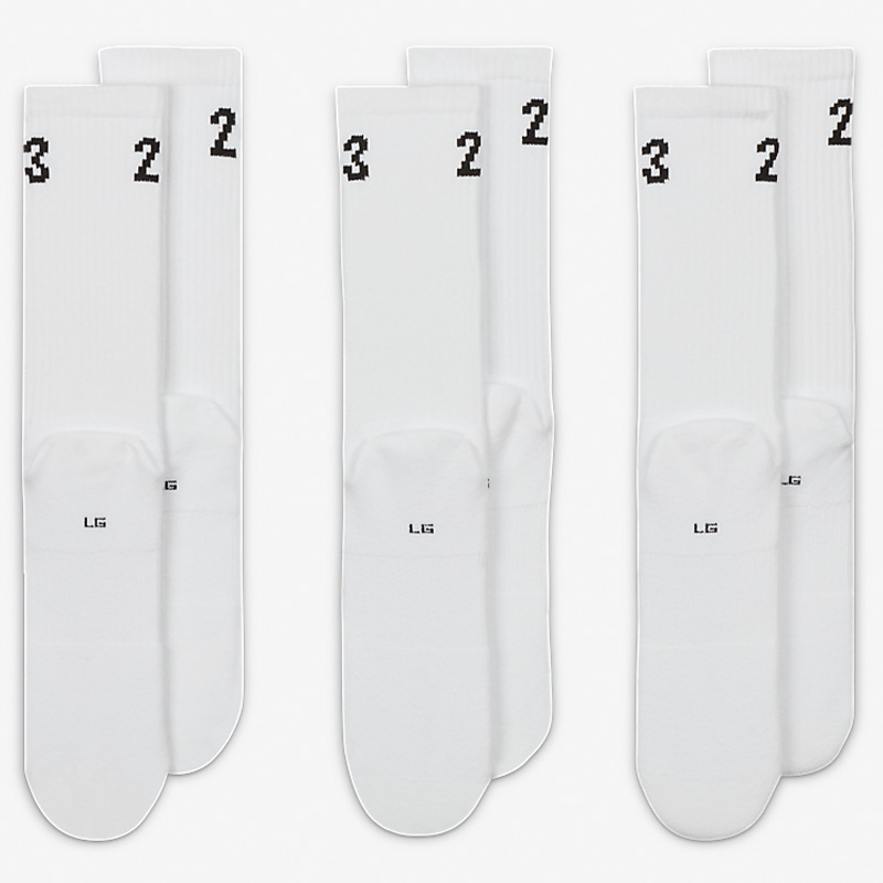 ЧОРАПИ NIKE JORDAN ESSENTIAL CREW 3PR ЧОРАПИ NIKE JORDAN ESSENTIAL CREW 3PR