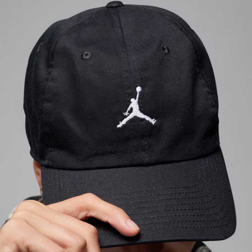 Шапка Nike K NK CLUB CAP US CB FUT WSH - FB5063-010