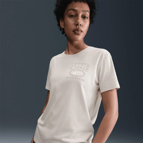 Дамска Тениска Nike W NSW CLUB SS TEE CC - IB2447-104