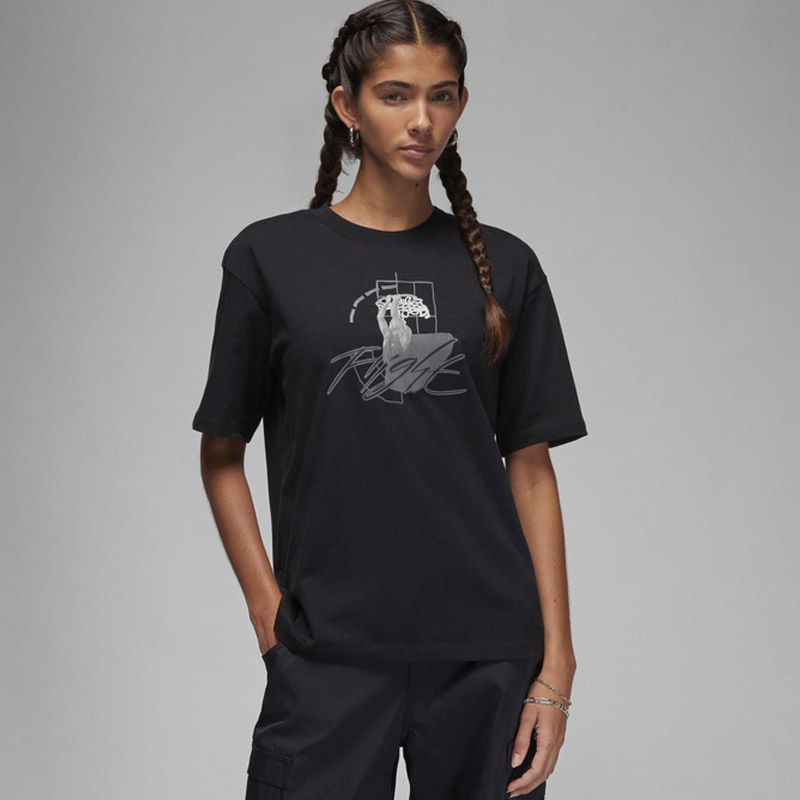 Дамска Тениска Nike W J GF SS TEE GFX - FD7244-010 Дамска Тениска Nike W J GF SS TEE GFX - FD7244-010