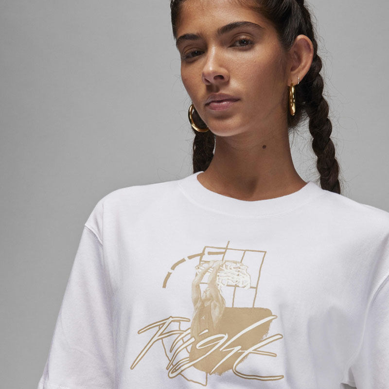 Дамска Тениска Nike W J GF SS TEE GFX - FD7244-100 Дамска Тениска Nike W J GF SS TEE GFX - FD7244-100