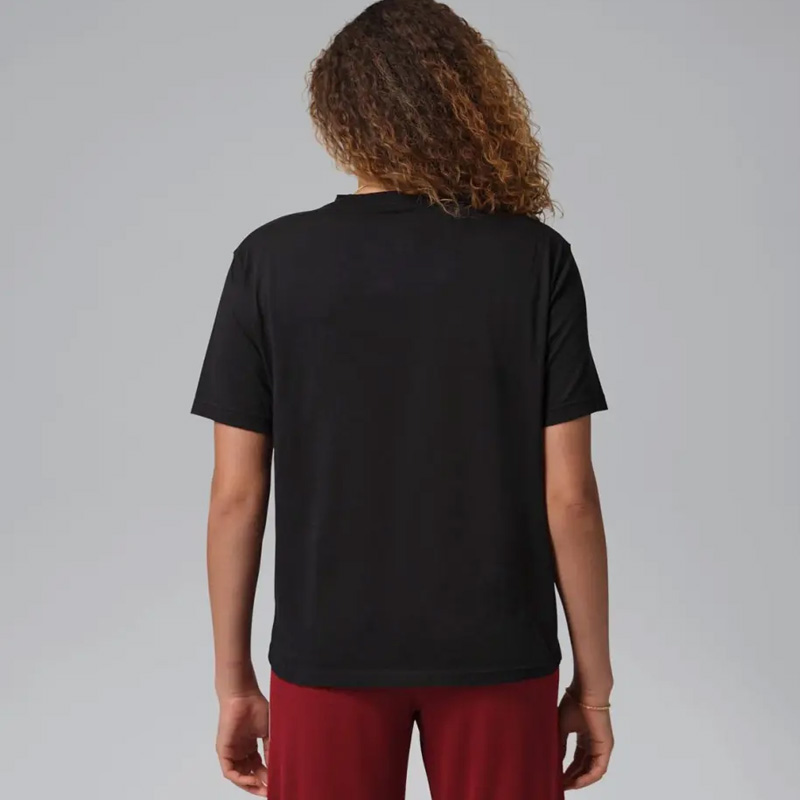 Дамска Тениска Nike W J FLT SS GF GFX TEE KISS - IF0797-010 Дамска Тениска Nike W J FLT SS GF GFX TEE KISS - IF0797-010