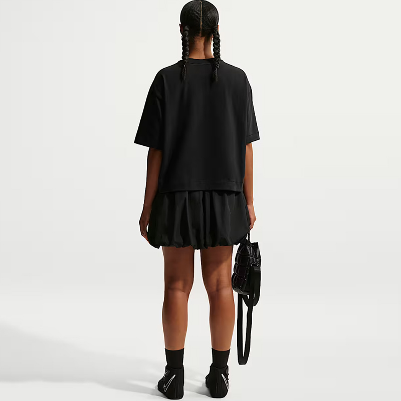 Дамска Тениска Nike W NSW SS TEE BOXY SCRIPT - IH7607-010 Дамска Тениска Nike W NSW SS TEE BOXY SCRIPT - IH7607-010