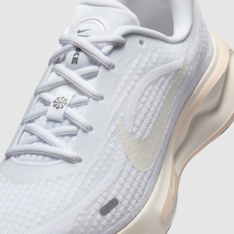 Дамски Маратонки Nike W JOURNEY RUN - FJ7765-119 Дамски Маратонки Nike W JOURNEY RUN - FJ7765-119