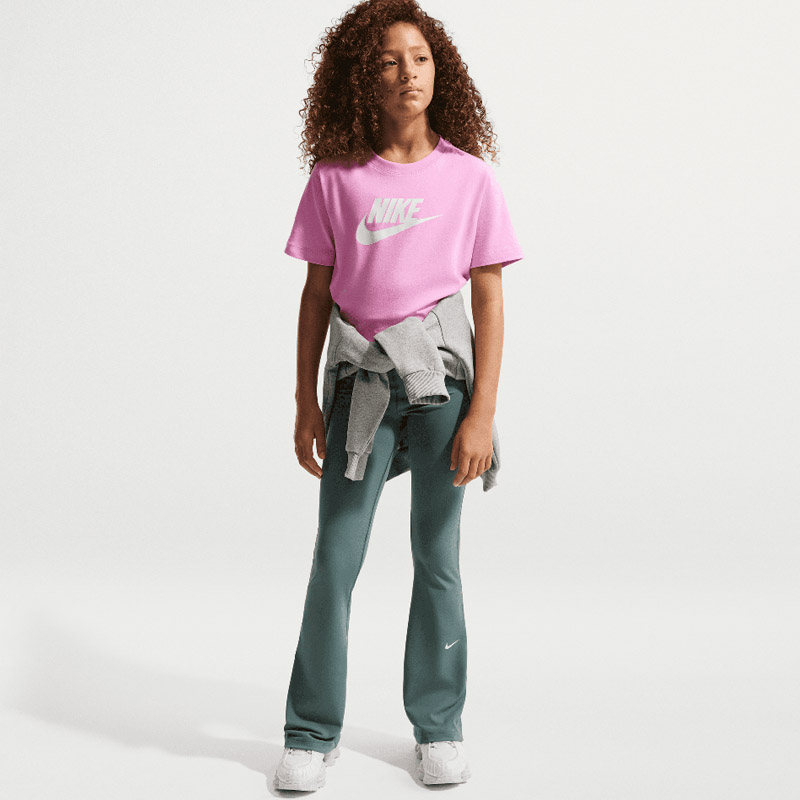 Детска Тениска Nike G NSW TEE CROP FUTURA HBR - FZ5548-503 Детска Тениска Nike G NSW TEE CROP FUTURA HBR - FZ5548-503