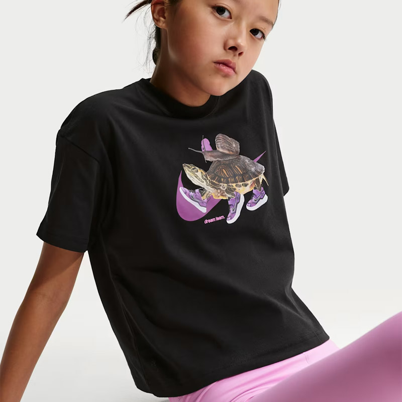 Детска Тениска Nike G NSW TEE OC BOXY SLOW - II0884-010 Детска Тениска Nike G NSW TEE OC BOXY SLOW - II0884-010