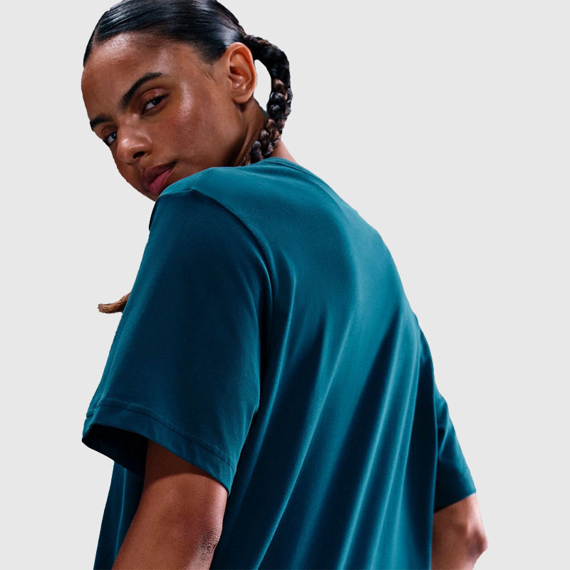 Дамска Тениска Nike W NK DF SS TEE OC BB PHOTO - IF4945-415 Дамска Тениска Nike W NK DF SS TEE OC BB PHOTO - IF4945-415