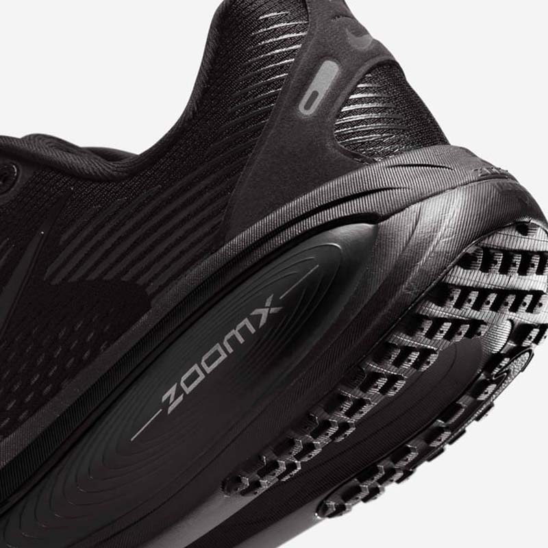 Дамски Маратонки Nike W VOMERO 18 - HM6804-004 Дамски Маратонки Nike W VOMERO 18 - HM6804-004