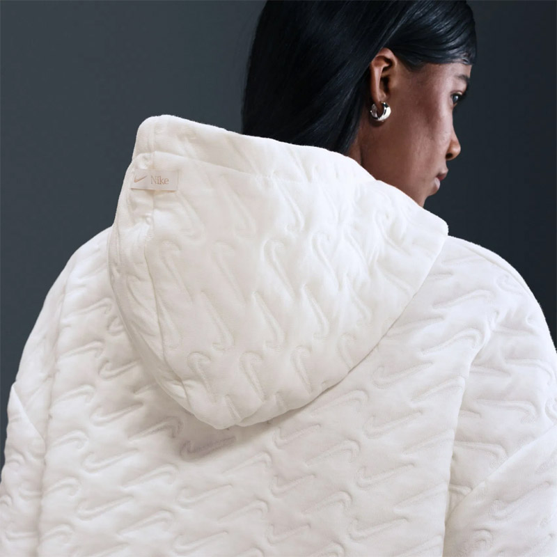 Дамски Суичър Nike W NSW PHNX FLC LSE AOJ PO HDY - HV2781-133 Дамски Суичър Nike W NSW PHNX FLC LSE AOJ PO HDY - HV2781-133