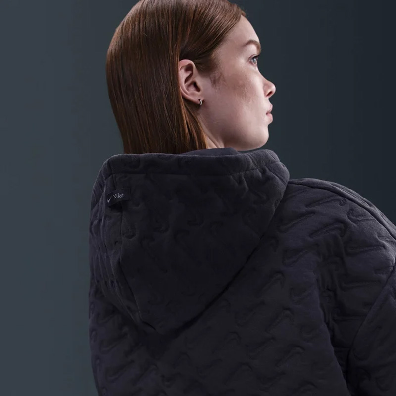 Дамски Суичър Nike W NSW PHNX FLC LSE AOJ PO HDY - HV2781-540 Дамски Суичър Nike W NSW PHNX FLC LSE AOJ PO HDY - HV2781-540