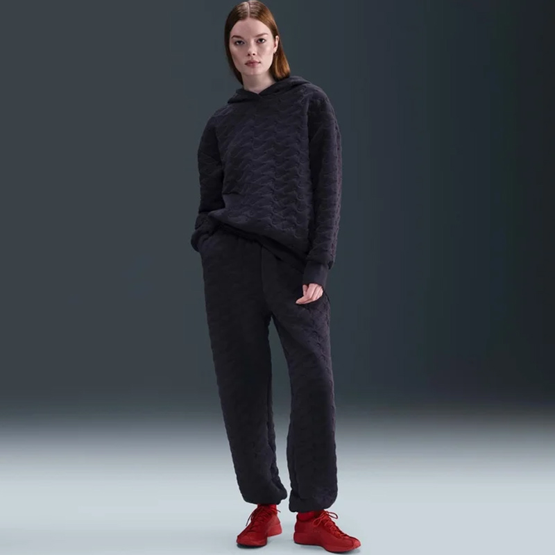 Дамски Суичър Nike W NSW PHNX FLC LSE AOJ PO HDY - HV2781-540 Дамски Суичър Nike W NSW PHNX FLC LSE AOJ PO HDY - HV2781-540