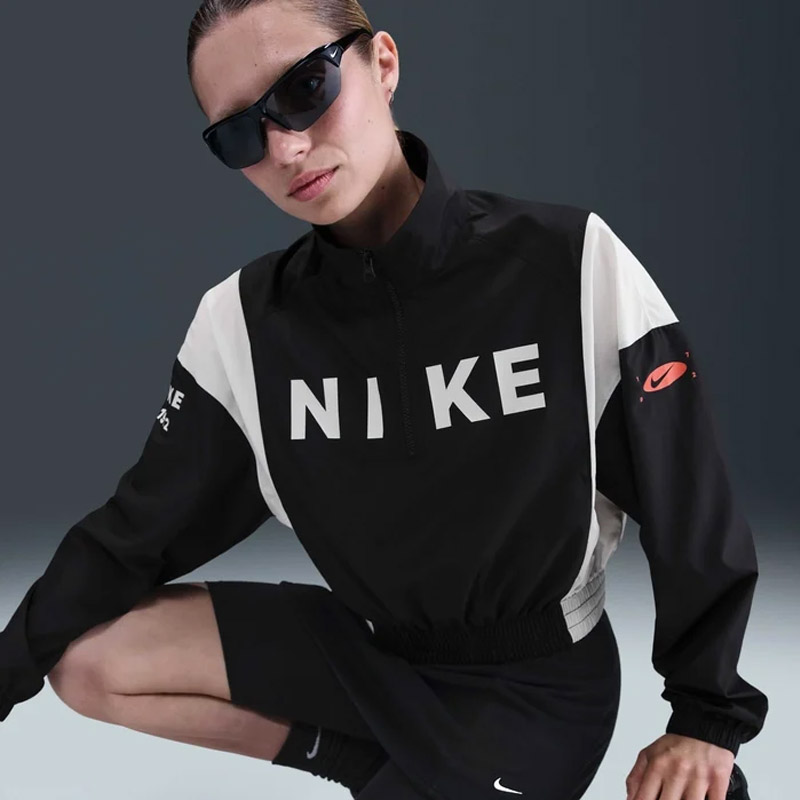 Дамски Суичър Nike W NSW CLSSC WVN REMIX LTWT PO - IH8478-010 Дамски Суичър Nike W NSW CLSSC WVN REMIX LTWT PO - IH8478-010