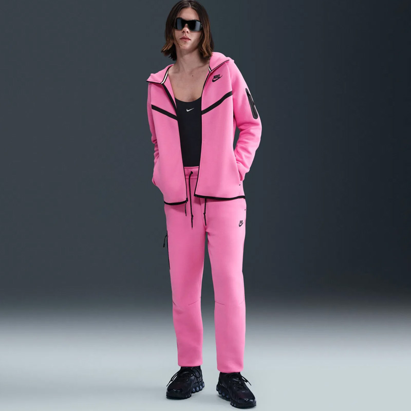 Дамско Долнище Nike W NSW TCH FLC MR JGGER 2 - HV6779-675 Дамско Долнище Nike W NSW TCH FLC MR JGGER 2 - HV6779-675