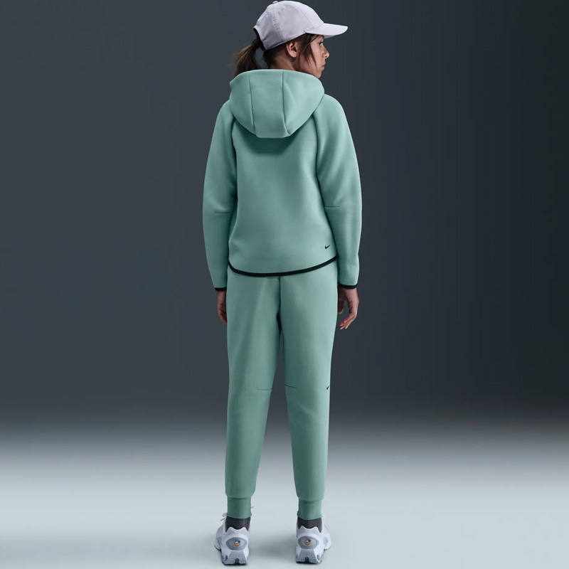 Детски Екип Nike G NSW TCH FLC HD FZ LS - PD - HV8695-017 Детски Екип Nike G NSW TCH FLC HD FZ LS - PD - HV8695-017