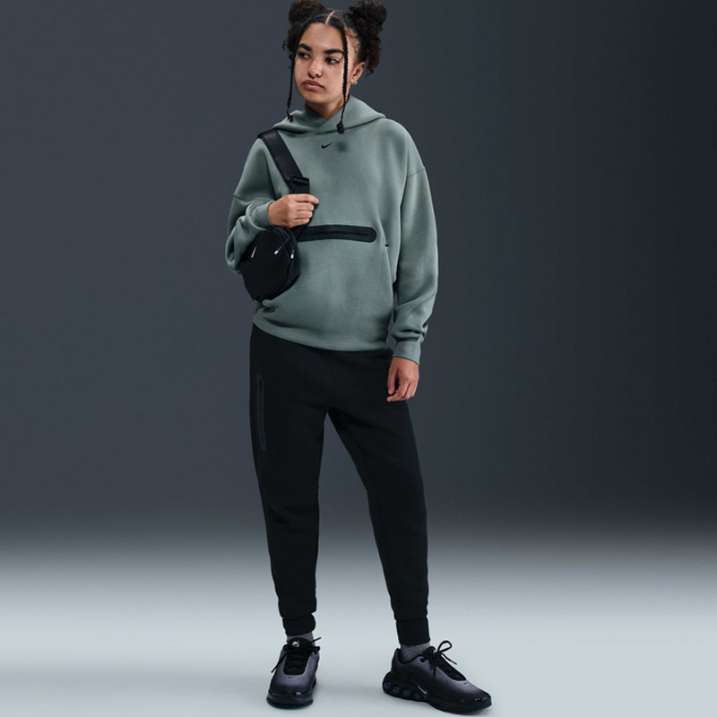 Детски Суичър Nike B NSW TCH FLC OVRS PO HDY-PD - HV1198-364 Детски Суичър Nike B NSW TCH FLC OVRS PO HDY-PD - HV1198-364