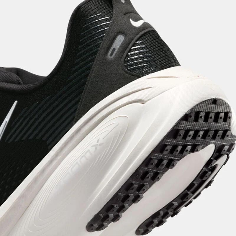 Маратонки Nike VOMERO 18 GS - HQ2157-004 Маратонки Nike VOMERO 18 GS - HQ2157-004