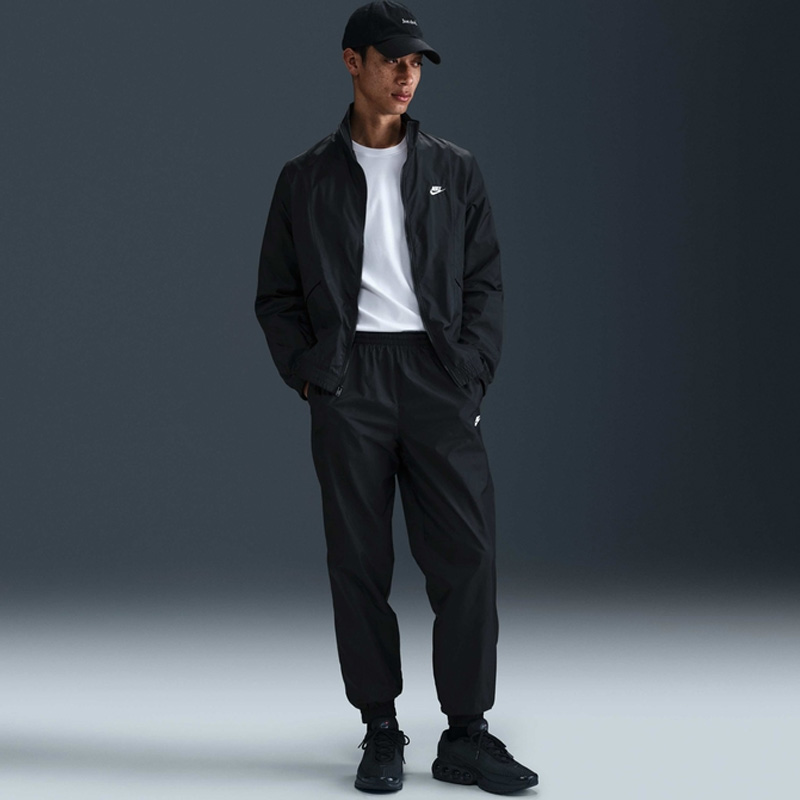 Мъжки Екип Nike M NK CLUB WVN TRK SUIT - HJ1985-011 Мъжки Екип Nike M NK CLUB WVN TRK SUIT - HJ1985-011