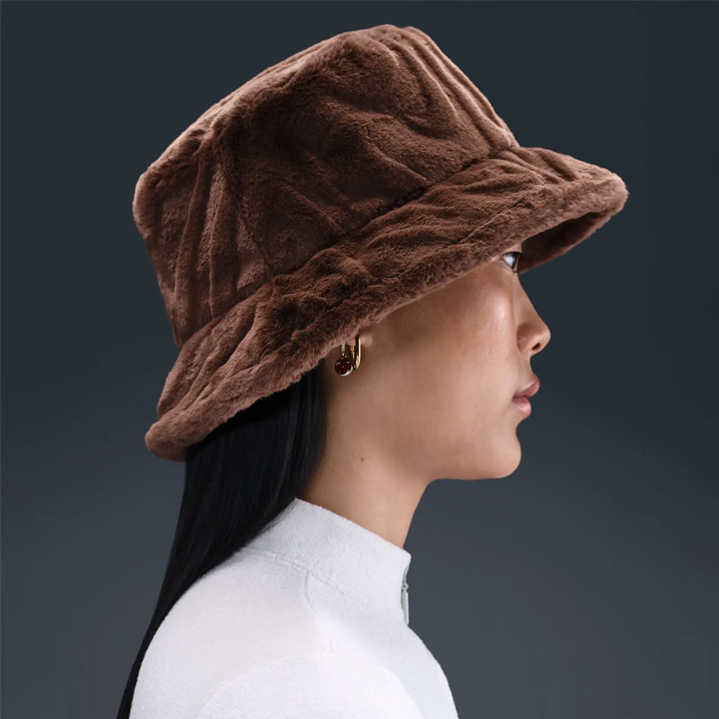 Шапка Nike U NK APEX BUCKET FUR SWSH H24 - HF7194-265 Шапка Nike U NK APEX BUCKET FUR SWSH H24 - HF7194-265