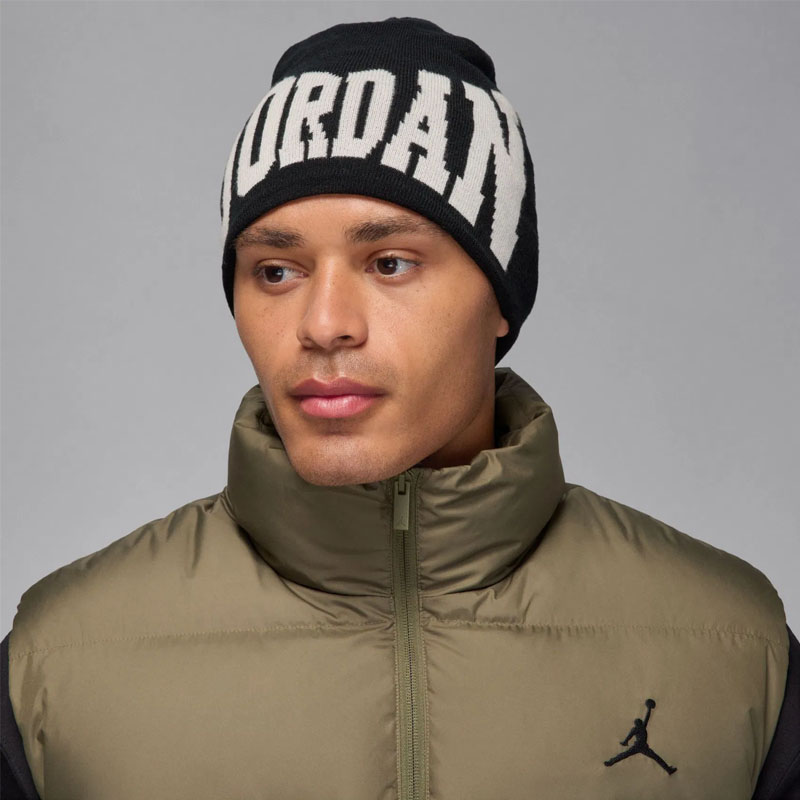 Шапка Nike U J PEAK BEANIE BRK GX - II1716-010 Шапка Nike U J PEAK BEANIE BRK GX - II1716-010