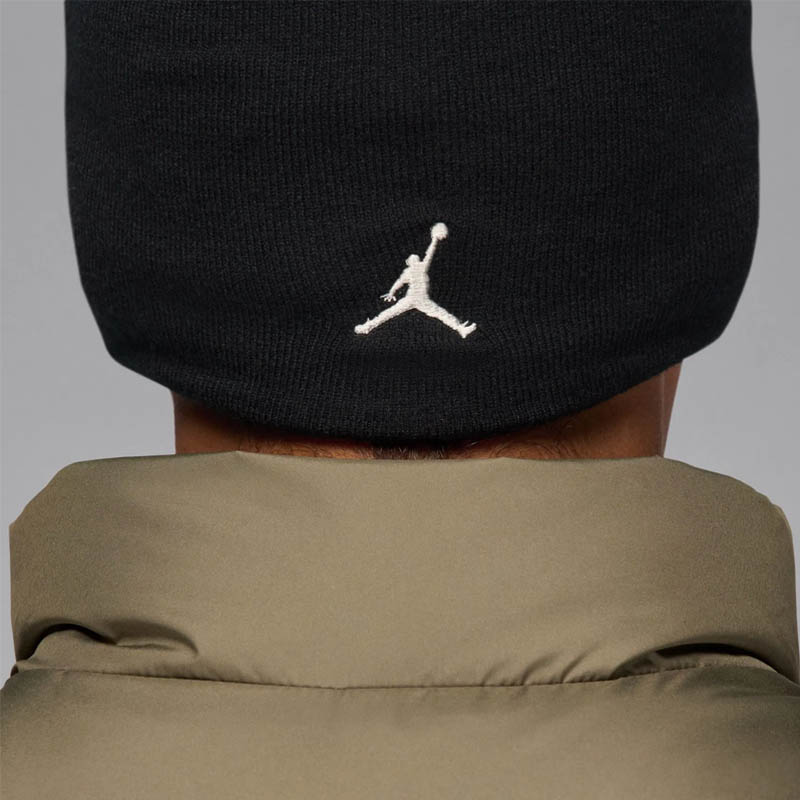 Шапка Nike U J PEAK BEANIE BRK GX - II1716-010 Шапка Nike U J PEAK BEANIE BRK GX - II1716-010