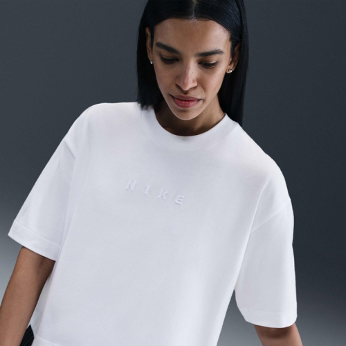 Дамска Тениска Nike W NSW LUXE SS TEE BOXY - HV4955-100