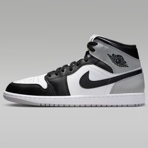 Мъжки Обувки Nike AIR JORDAN 1 MID - DQ8426-101