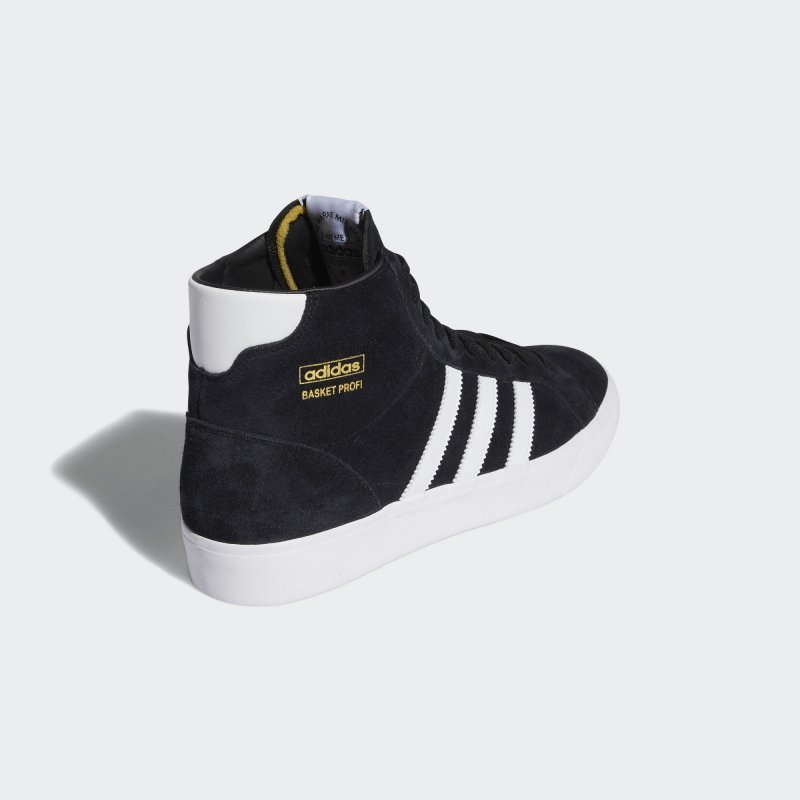 basket adidas caflaire