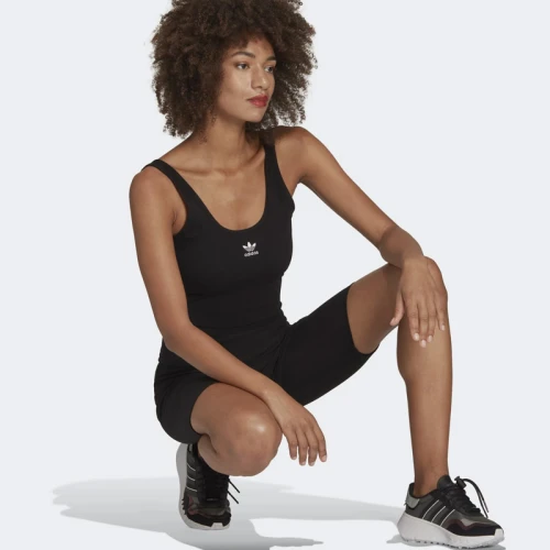 ДАМСКИ ПОТНИК ADIDAS ADICOLOR ESSENTIALS