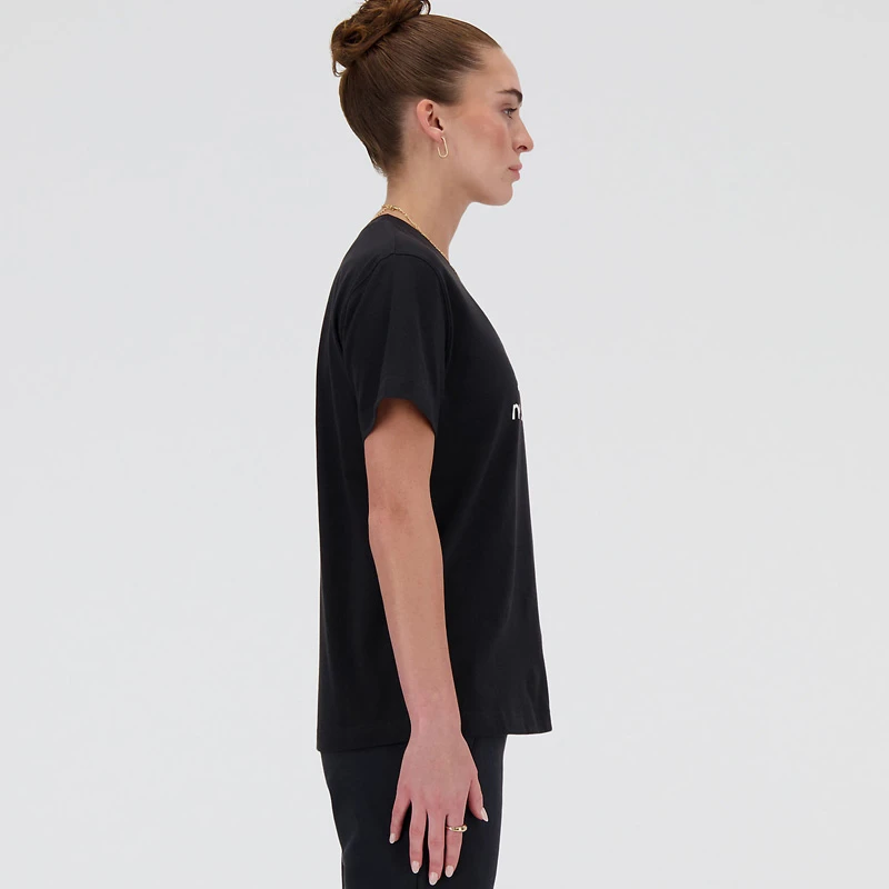 Дамска Тениска New Balance SHIRT NEW BALANCE JERSEY STACKED LOGO T-SHIRT Дамска Тениска New Balance SHIRT NEW BALANCE JERSEY STACKED LOGO T-SHIRT