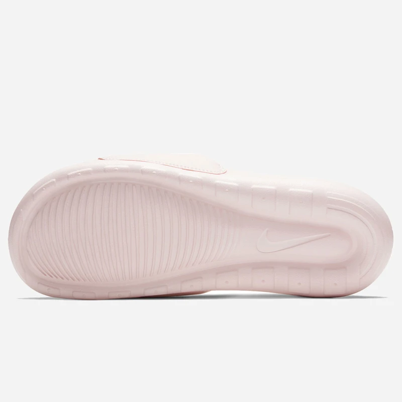 ДАМСКИ ЧЕХЛИ NIKE VICTORI ONE SLIDE ДАМСКИ ЧЕХЛИ NIKE VICTORI ONE SLIDE