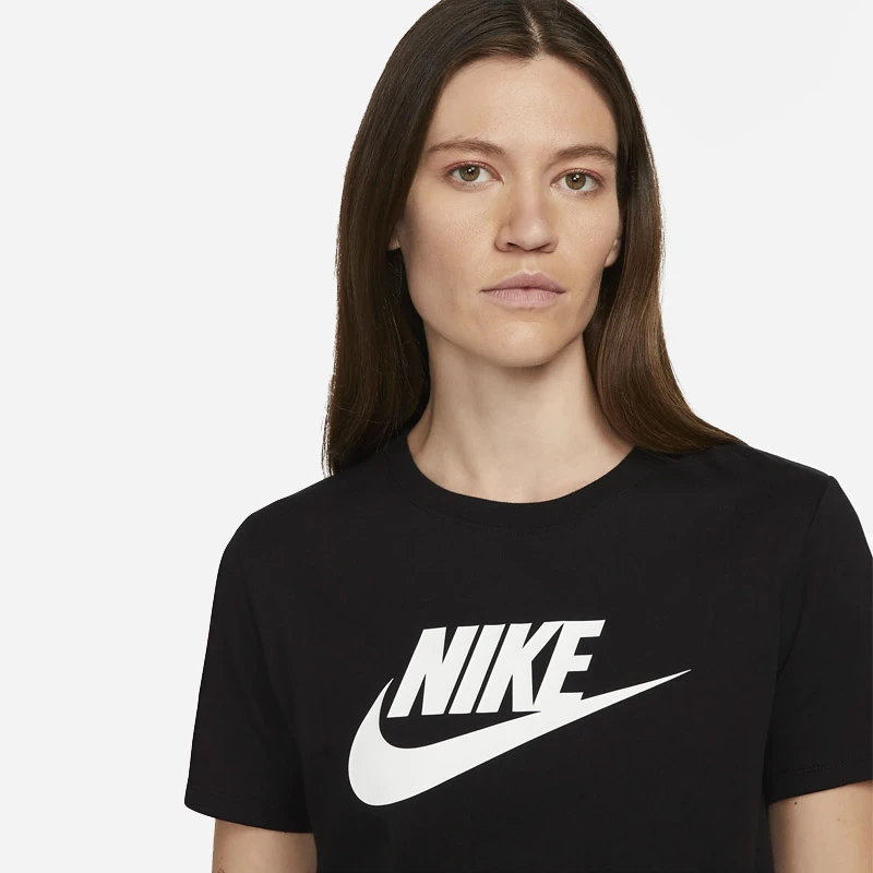 Дамска Тениска Nike W NSW TEE ESSNTL ICN FTRA Дамска Тениска Nike W NSW TEE ESSNTL ICN FTRA
