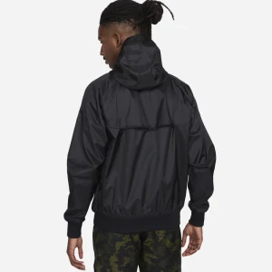 МЪЖКО ЯКЕ NIKE SPORTSWEAR WINDRUNNER