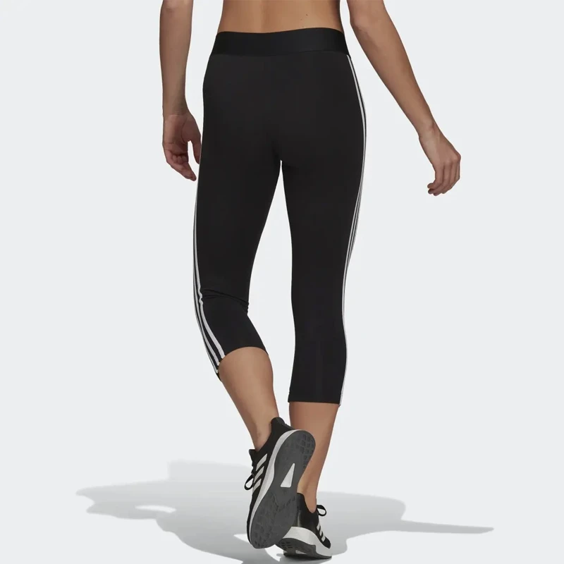 Дамски Клин Adidas ESSENTIALS 3-STRIPES 3/4 LENGTH LEGGINGS Дамски Клин Adidas ESSENTIALS 3-STRIPES 3/4 LENGTH LEGGINGS
