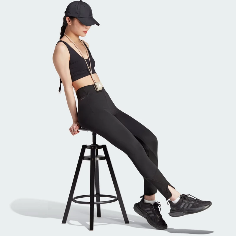 Дамски Клин Adidas Z.N.E. Дамски Клин Adidas Z.N.E.