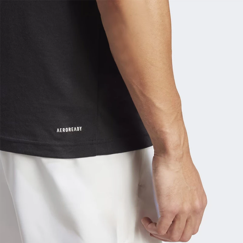 Мъжка Тениска ADIDAS TRAIN ESSENTIALS SEASONAL TRAINING GRAPHIC TEE Мъжка Тениска ADIDAS TRAIN ESSENTIALS SEASONAL TRAINING GRAPHIC TEE