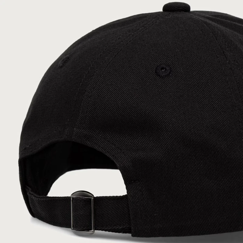 Шапка Emporio Armani TRAIN CORE U CAP ESSENTIAL - 7X000592-MZ835 Шапка Emporio Armani TRAIN CORE U CAP ESSENTIAL - 7X000592-MZ835