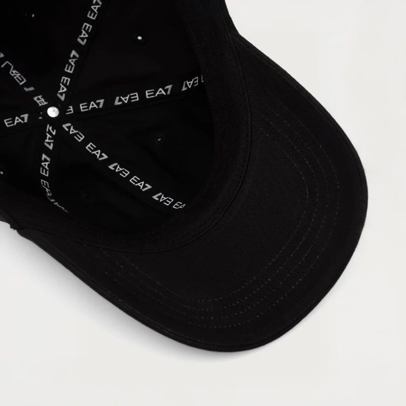 Шапка Emporio Armani TRAIN CORE U CAP ESSENTIAL - 7X000592-MZ835 Шапка Emporio Armani TRAIN CORE U CAP ESSENTIAL - 7X000592-MZ835