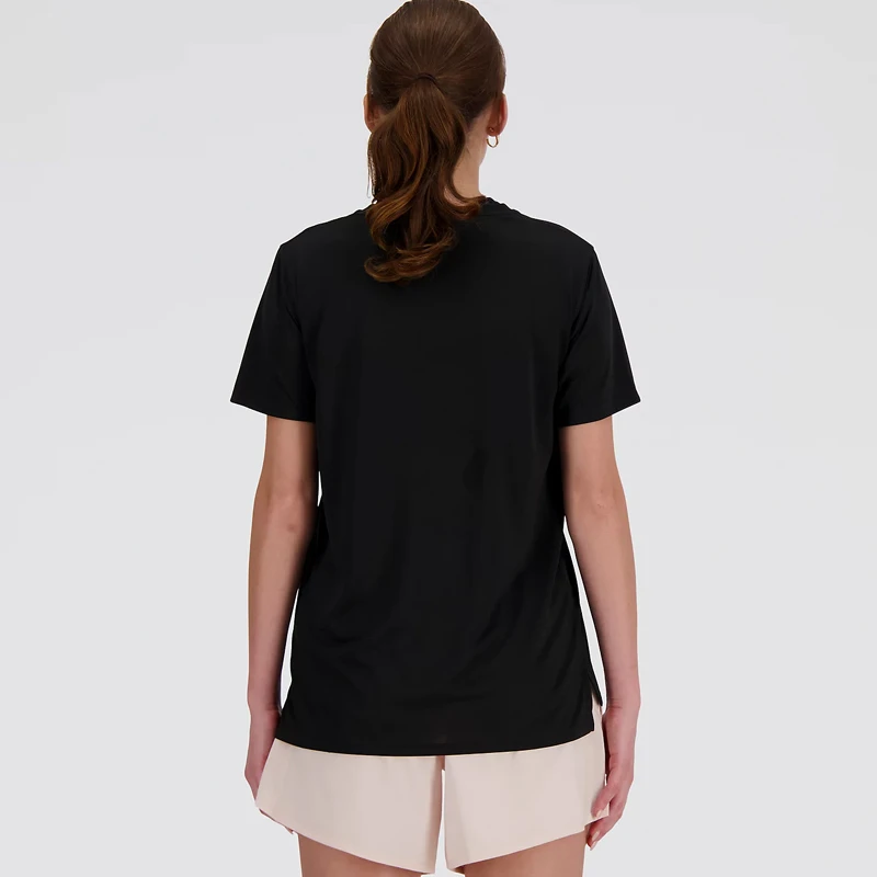 Дамска Тениска New Balance SHORT SLEEVE - WT41222-BK Дамска Тениска New Balance SHORT SLEEVE - WT41222-BK