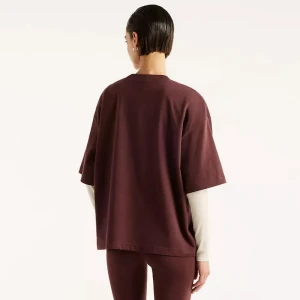 Дамска тениска New Balance SHIRT TRACKSIDE OVERSIZED T-SHIRT - WT6297MK-YLR