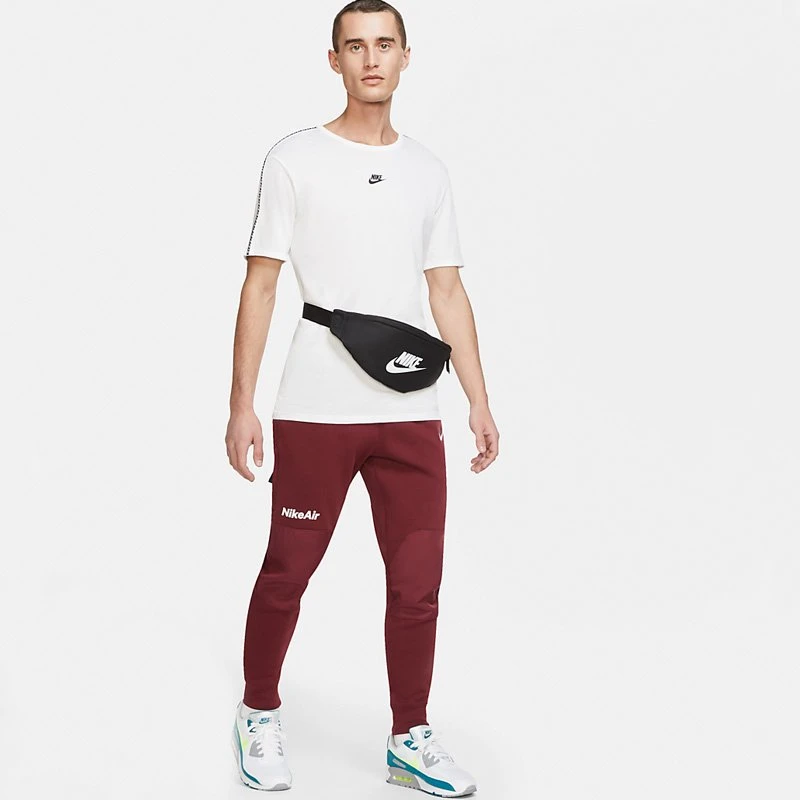 ЧАНТА NIKE HERITAGE WAISTPACK FA21 AOP ЧАНТА NIKE HERITAGE WAISTPACK FA21 AOP