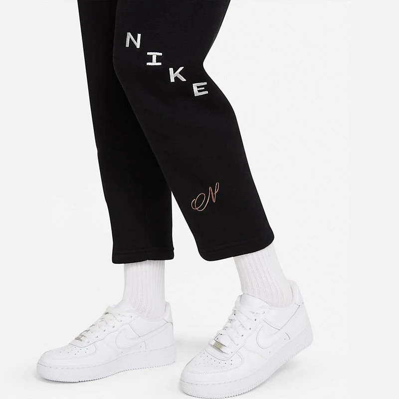 ДЕТСКО ДОЛНИЩЕ NIKE SPORTSWEAR OLDER KIDS ДЕТСКО ДОЛНИЩЕ NIKE SPORTSWEAR OLDER KIDS