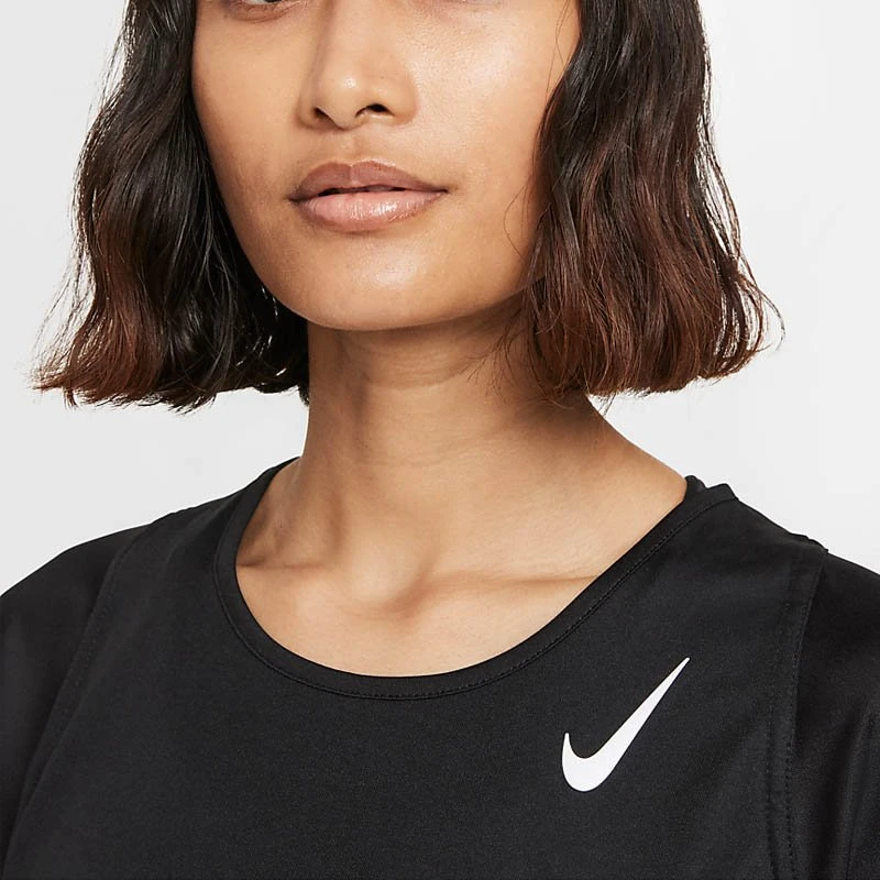 ДАМСКА ТЕНИСКА NIKE RACE TOP SS ДАМСКА ТЕНИСКА NIKE RACE TOP SS