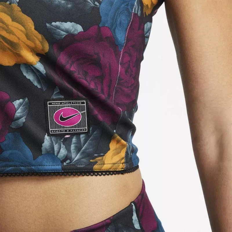 ДАМСКИ ПОТНИК NIKE DRI-FIT ICON CLASH ATHLETE ДАМСКИ ПОТНИК NIKE DRI-FIT ICON CLASH ATHLETE