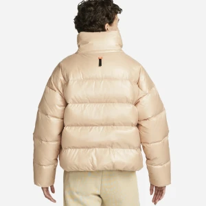 ДАМСКО ЯКЕ NIKE TF CITY JKT