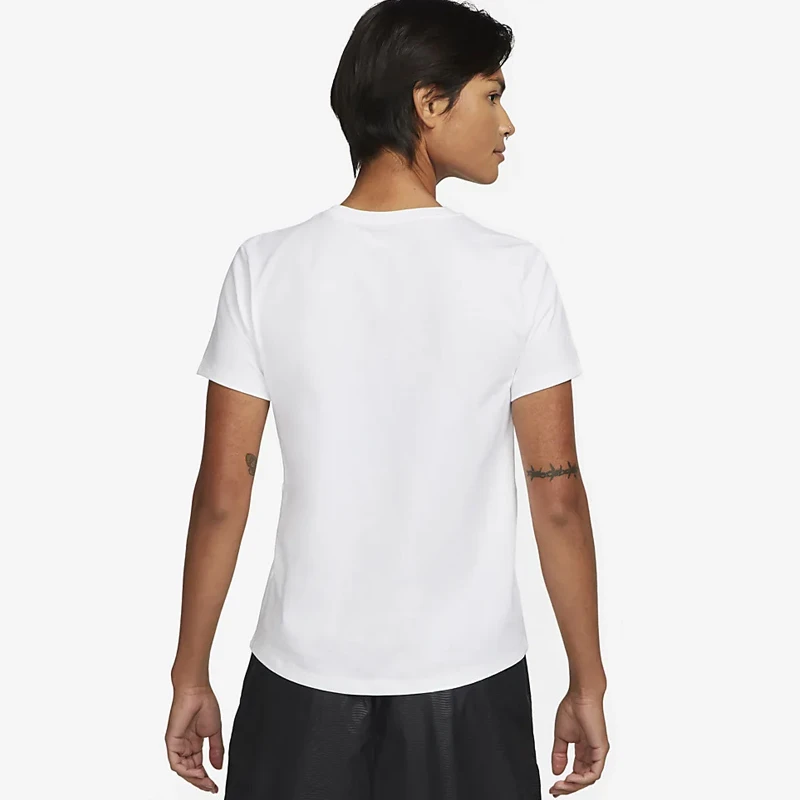 ДАМСКА ТЕНИСКА NIKE TEE ESSNTL ICN FTRA ДАМСКА ТЕНИСКА NIKE TEE ESSNTL ICN FTRA