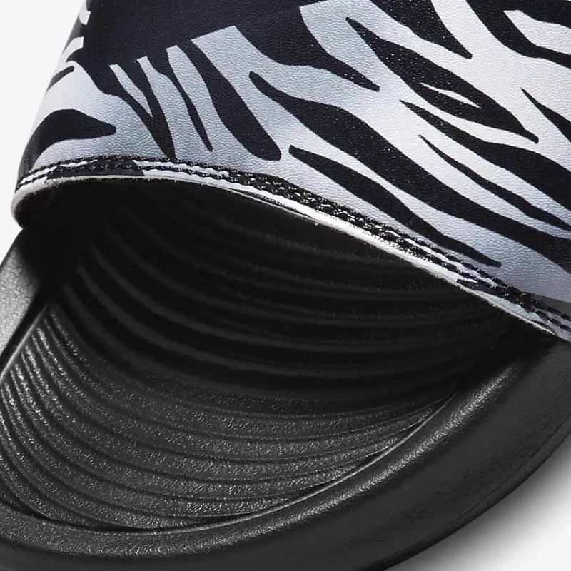 Дамски Чехли Nike W VICTORI ONE SLIDE P C/O Дамски Чехли Nike W VICTORI ONE SLIDE P C/O