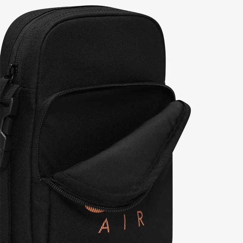Чанта Nike NK HRITG CRSSBDY-AIR WAVEY Чанта Nike NK HRITG CRSSBDY-AIR WAVEY