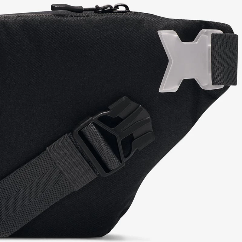 Чанта Nike NK ELMTL PRM WSTPK-AIR WAVEY Чанта Nike NK ELMTL PRM WSTPK-AIR WAVEY