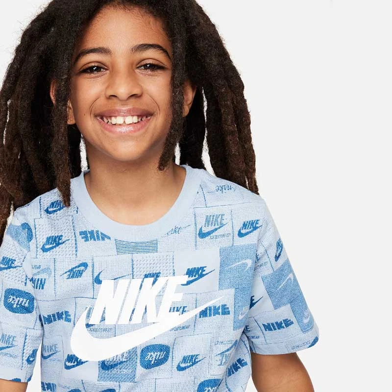 Детска Тениска Nike K NSW TEE CLUB SSNL AOP HBR Детска Тениска Nike K NSW TEE CLUB SSNL AOP HBR