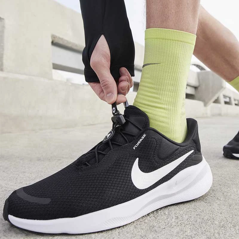 Мъжки Маратонки Nike REVOLUTION 7 FLYEASE Мъжки Маратонки Nike REVOLUTION 7 FLYEASE